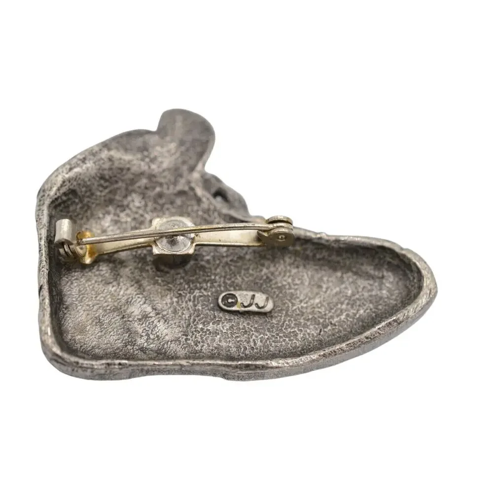 JJ stunning pin